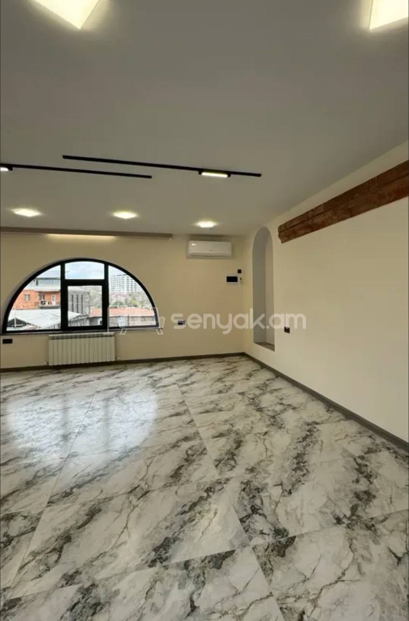 Օֆիսային Տարածք, 70քմ, Կապիտալ Վերանորոգված