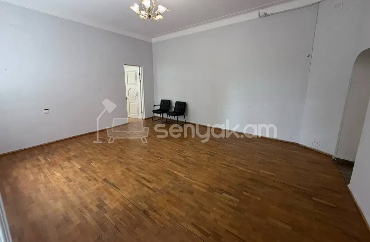 Օֆիսային Տարածք, 125քմ, Կապիտալ Վերանորոգված
