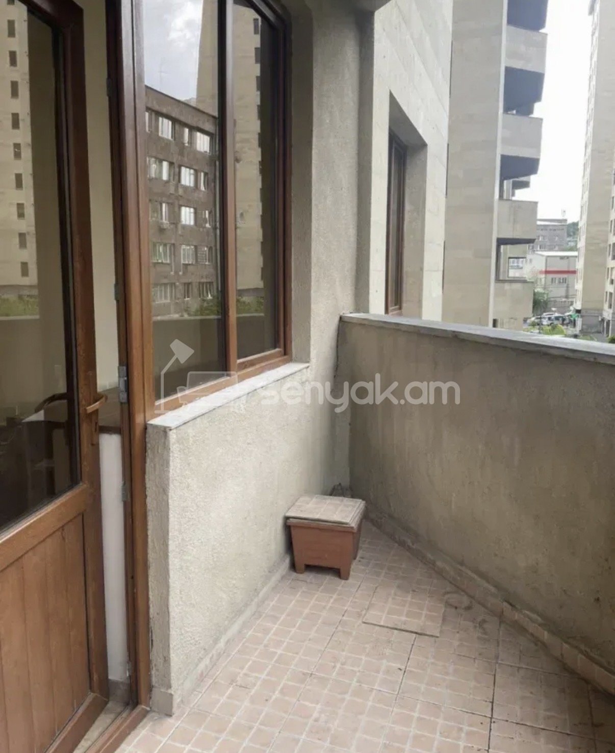 3 Սենյականոց Բնակարան, 105քմ, 2/9 հարկ, Կոսմետիկ Վերանորոգված, Կահավորված