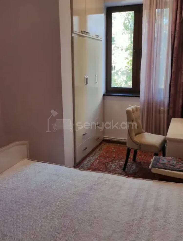 3 Սենյականոց Բնակարան, 90քմ, 4/9 հարկ, Կոսմետիկ Վերանորոգված, Կահավորված