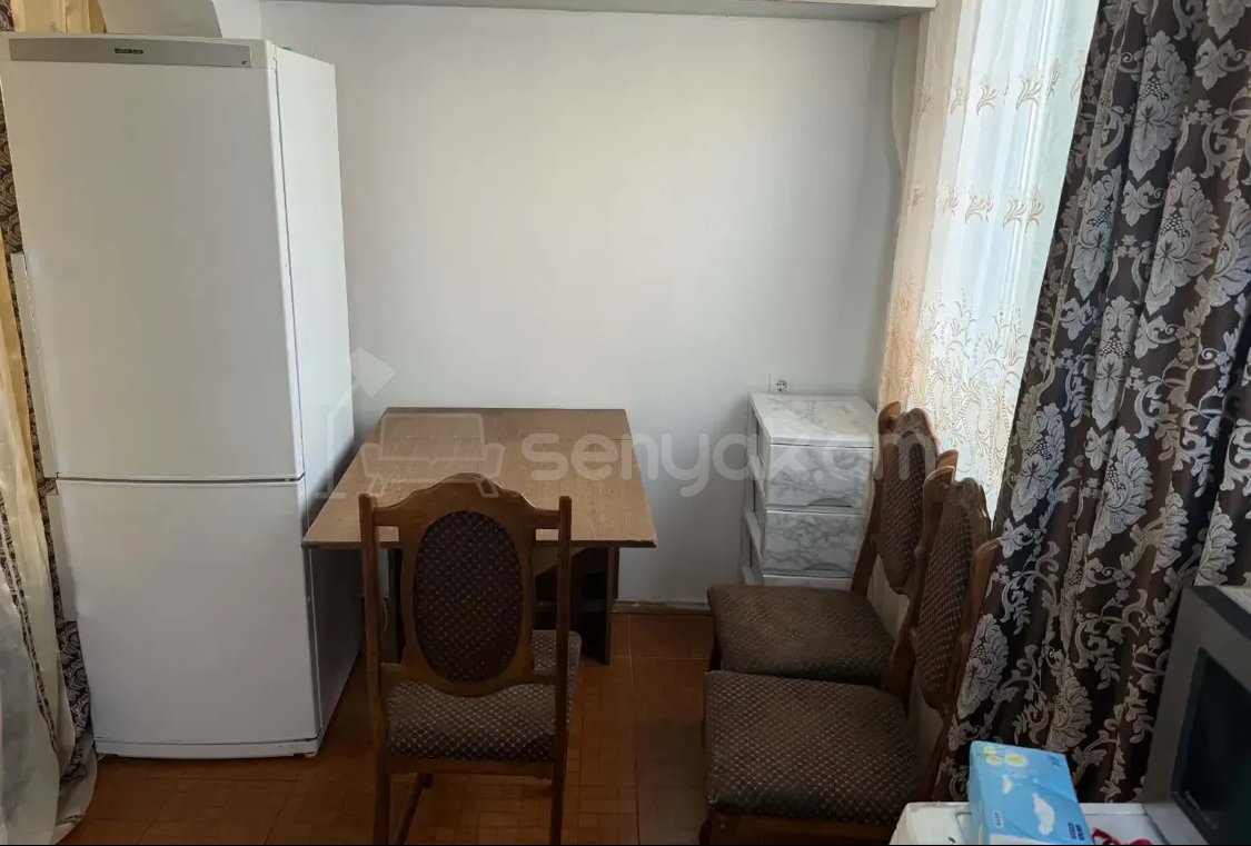 3 Սենյականոց Բնակարան, 56քմ, 3/4 հարկ, Նորմալ Վիճակում, Կահավորված