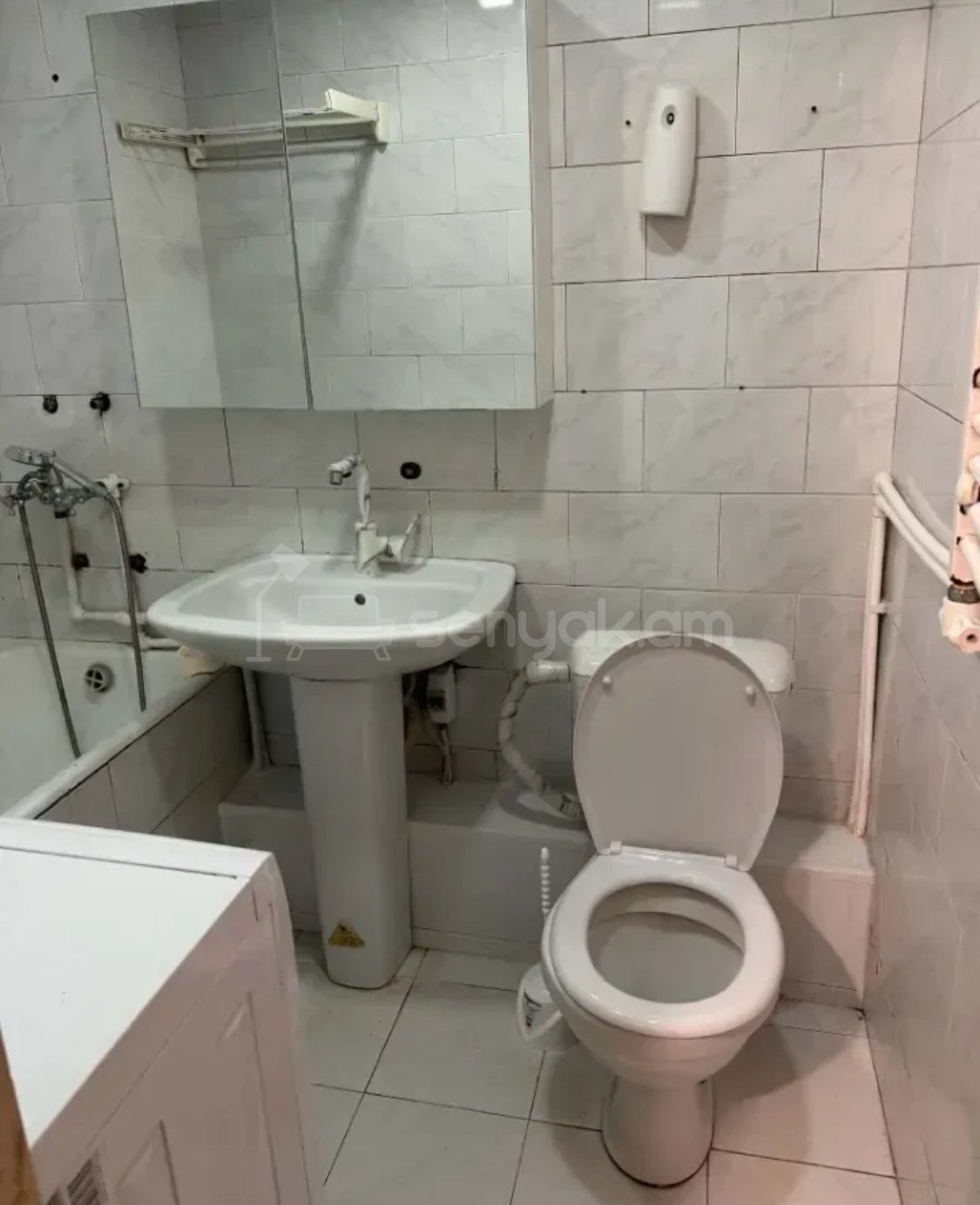3 Սենյականոց Բնակարան, 56քմ, 3/4 հարկ, Նորմալ Վիճակում, Կահավորված