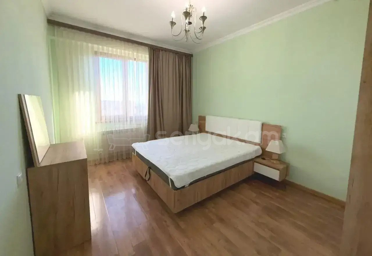 3 Սենյականոց Բնակարան Նորակառույցում, 100քմ, 16/17 հարկ, Կապիտալ Վերանորոգված, Կահավորված