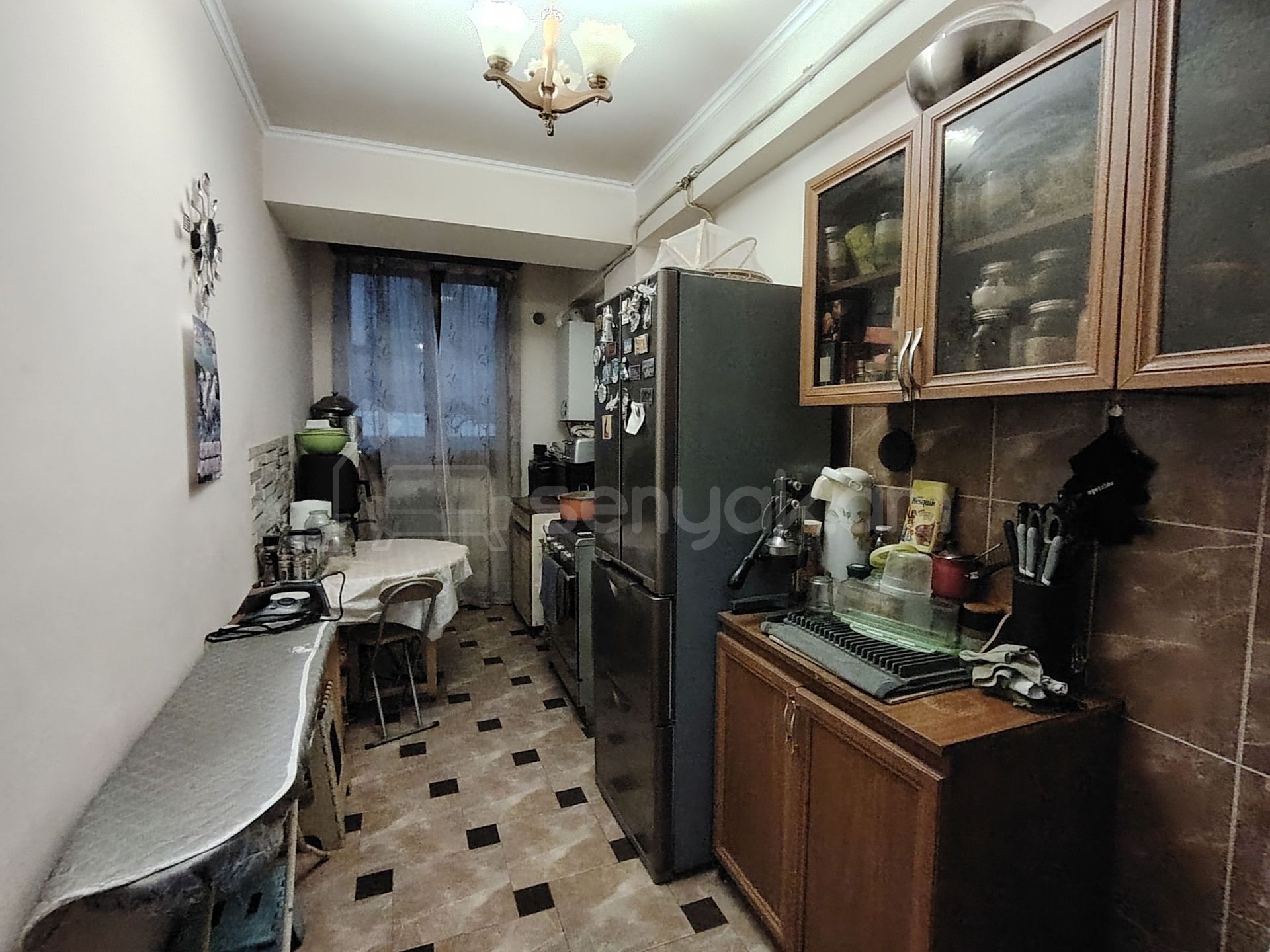 4 Սենյականոց Բնակարան, 98քմ, 2/9 հարկ, Կապիտալ Վերանորոգված