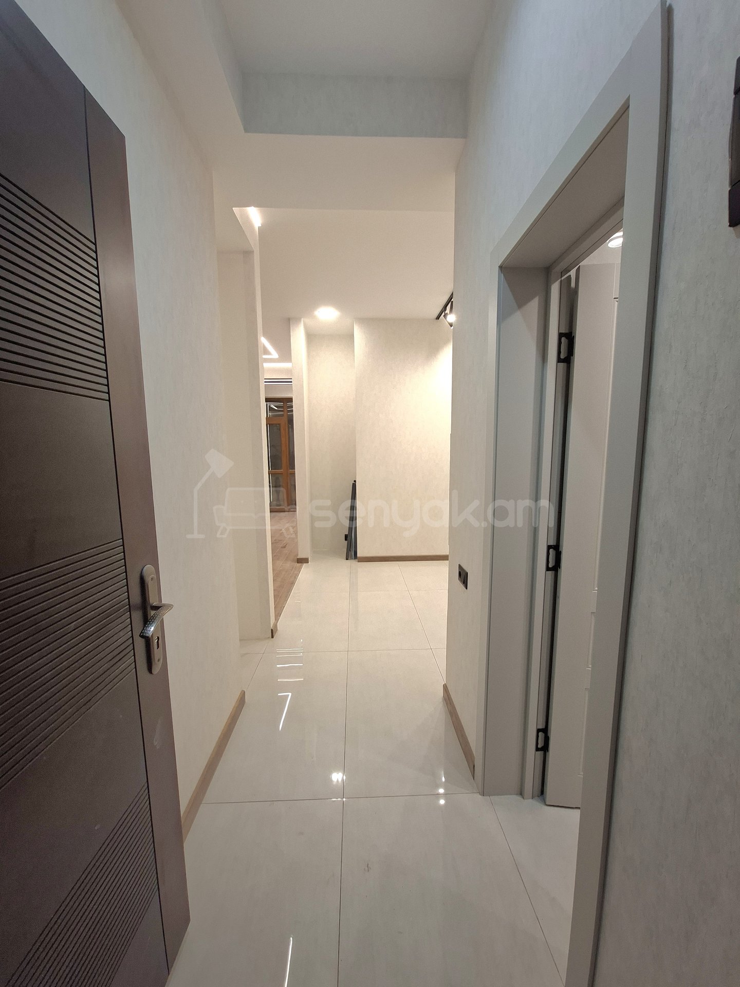 2 Սենյականոց Բնակարան Նորակառույցում, 46քմ, 7/8 հարկ, Կապիտալ Վերանորոգված