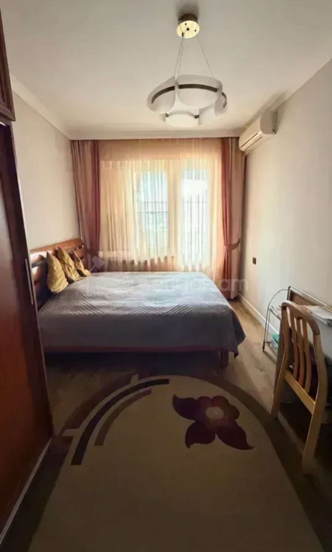 3 Սենյականոց Բնակարան Քարե Շենքում, 78քմ, 5/5 հարկ, Կապիտալ Վերանորոգված, Կահավորված, Արևկող