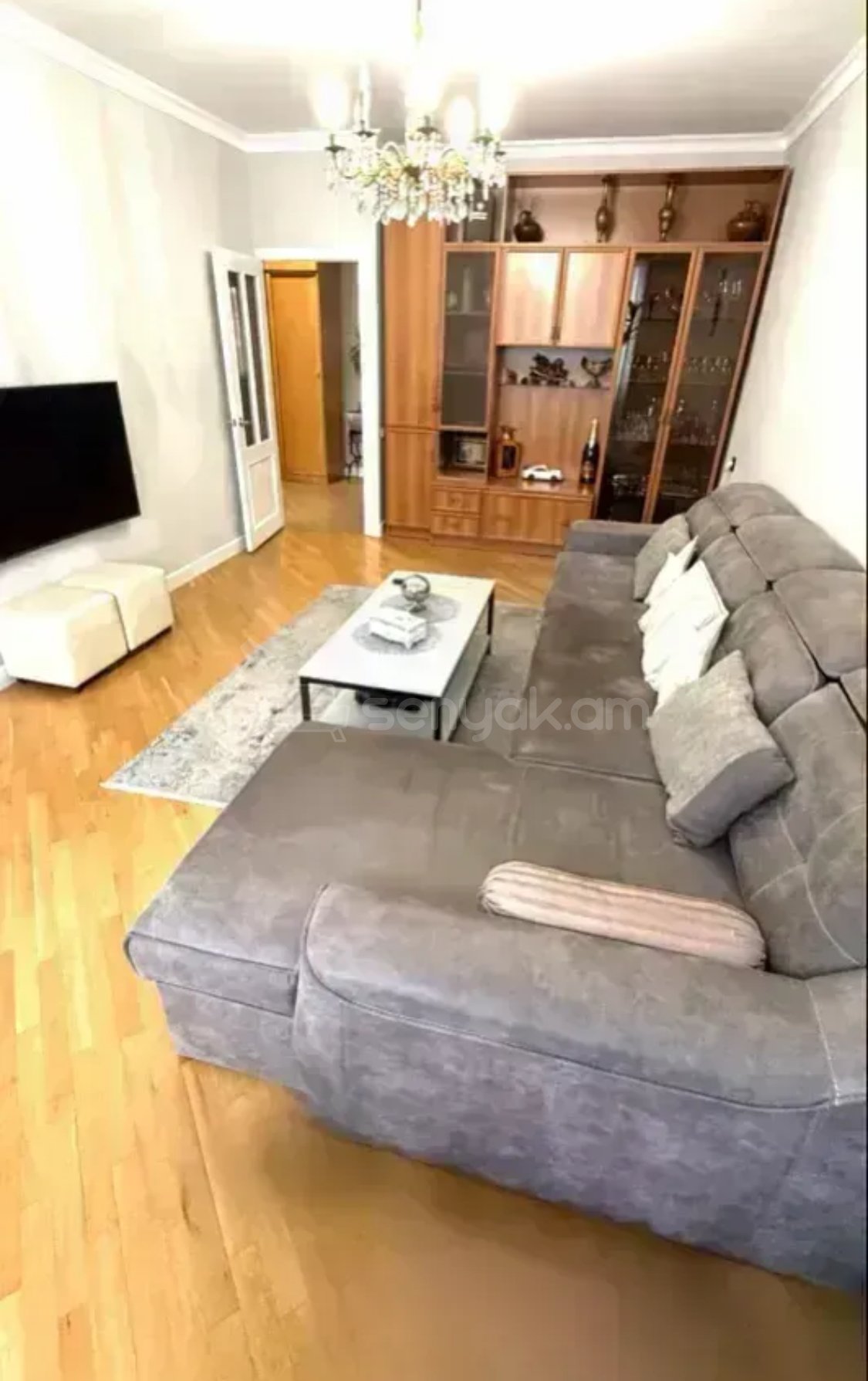 3 Սենյականոց Բնակարան Քարե Շենքում, 78քմ, 5/5 հարկ, Կապիտալ Վերանորոգված, Կահավորված, Արևկող