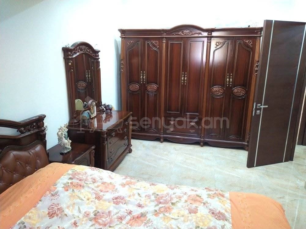 4 Սենյականոց Բնակարան Քարե Շենքում, 126քմ, 3/4 հարկ, Կապիտալ Վերանորոգված