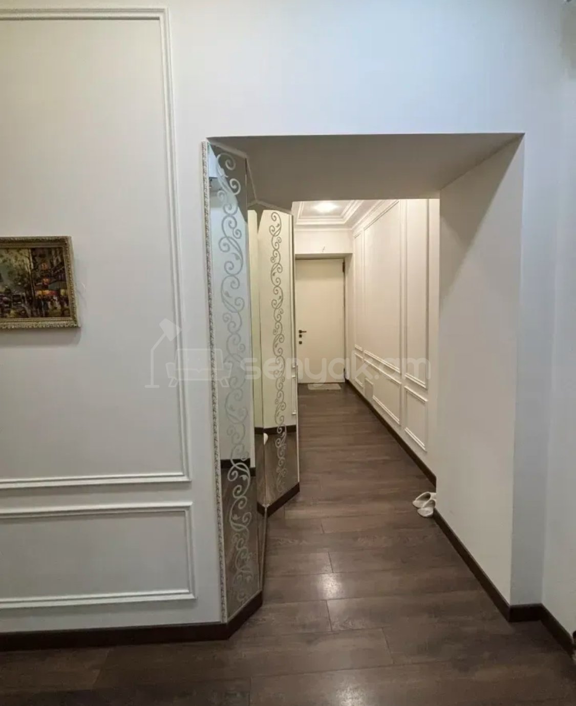 3 Սենյականոց Բնակարան Քարե Շենքում, 87քմ, 2/3 հարկ, Կապիտալ Վերանորոգված, Կահավորված