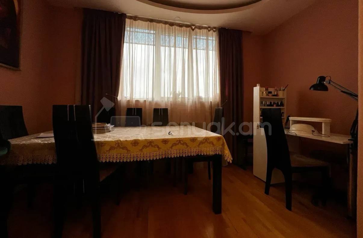 3 Սենյականոց Բնակարան, 78քմ, 6/9 հարկ, Կապիտալ Վերանորոգված