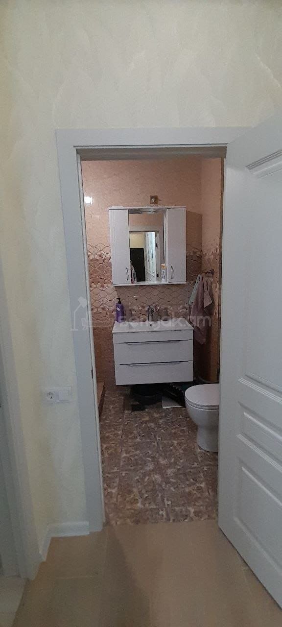 4 Սենյականոց Բնակարան Նորակառույցում, 83քմ, 7/7 հարկ, Կապիտալ Վերանորոգված