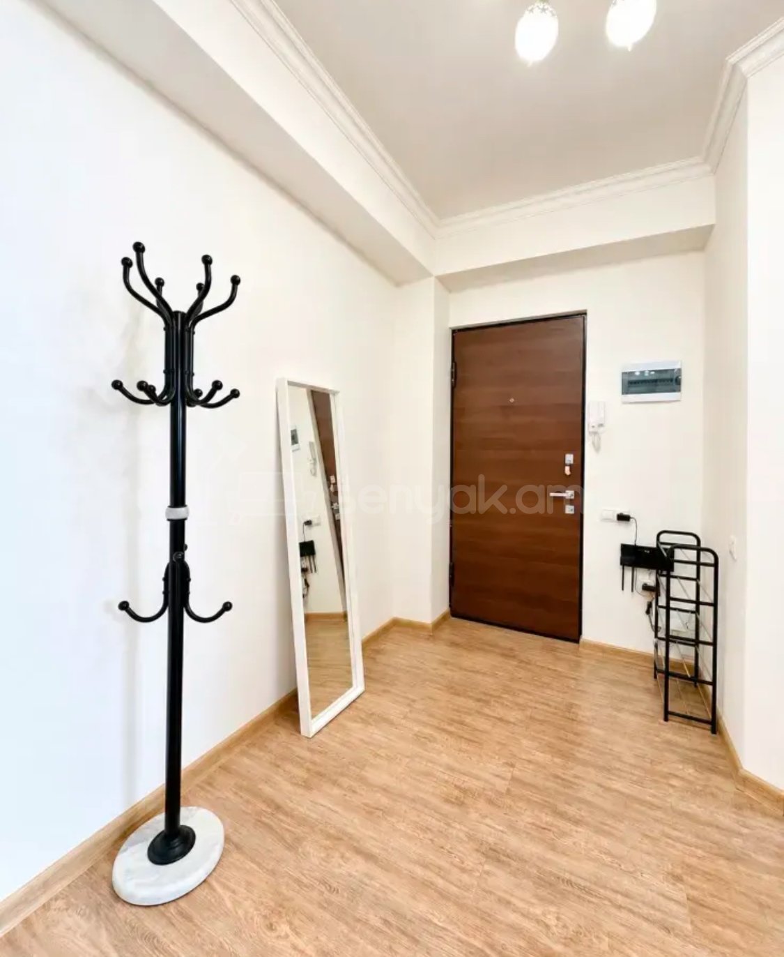 3 Սենյականոց Բնակարան, 115քմ, 9/12 հարկ, Կապիտալ Վերանորոգված, Կահավորված, Արևկող