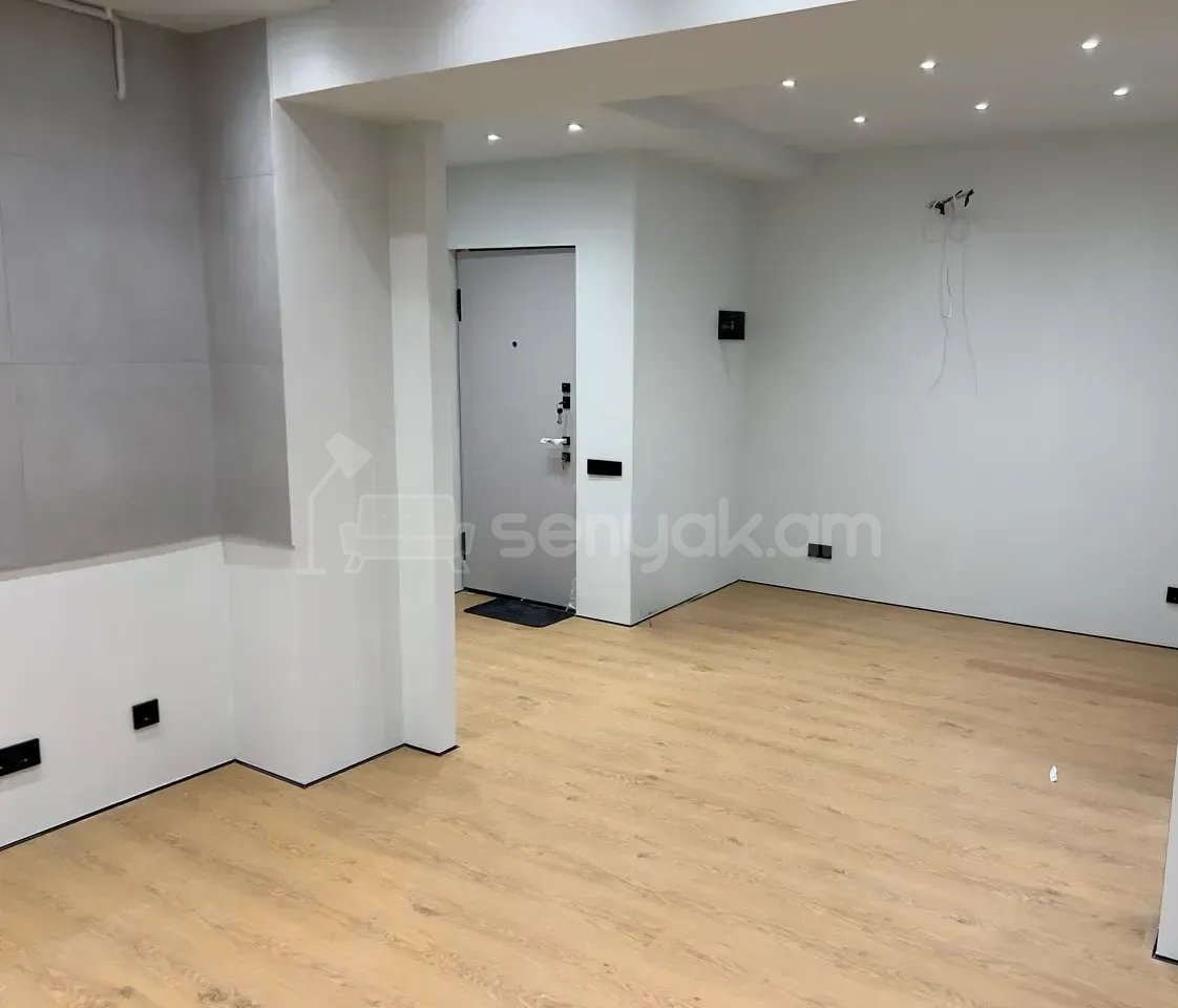 2 Սենյականոց Բնակարան, 55քմ, 8/9 հարկ, Կապիտալ Վերանորոգված