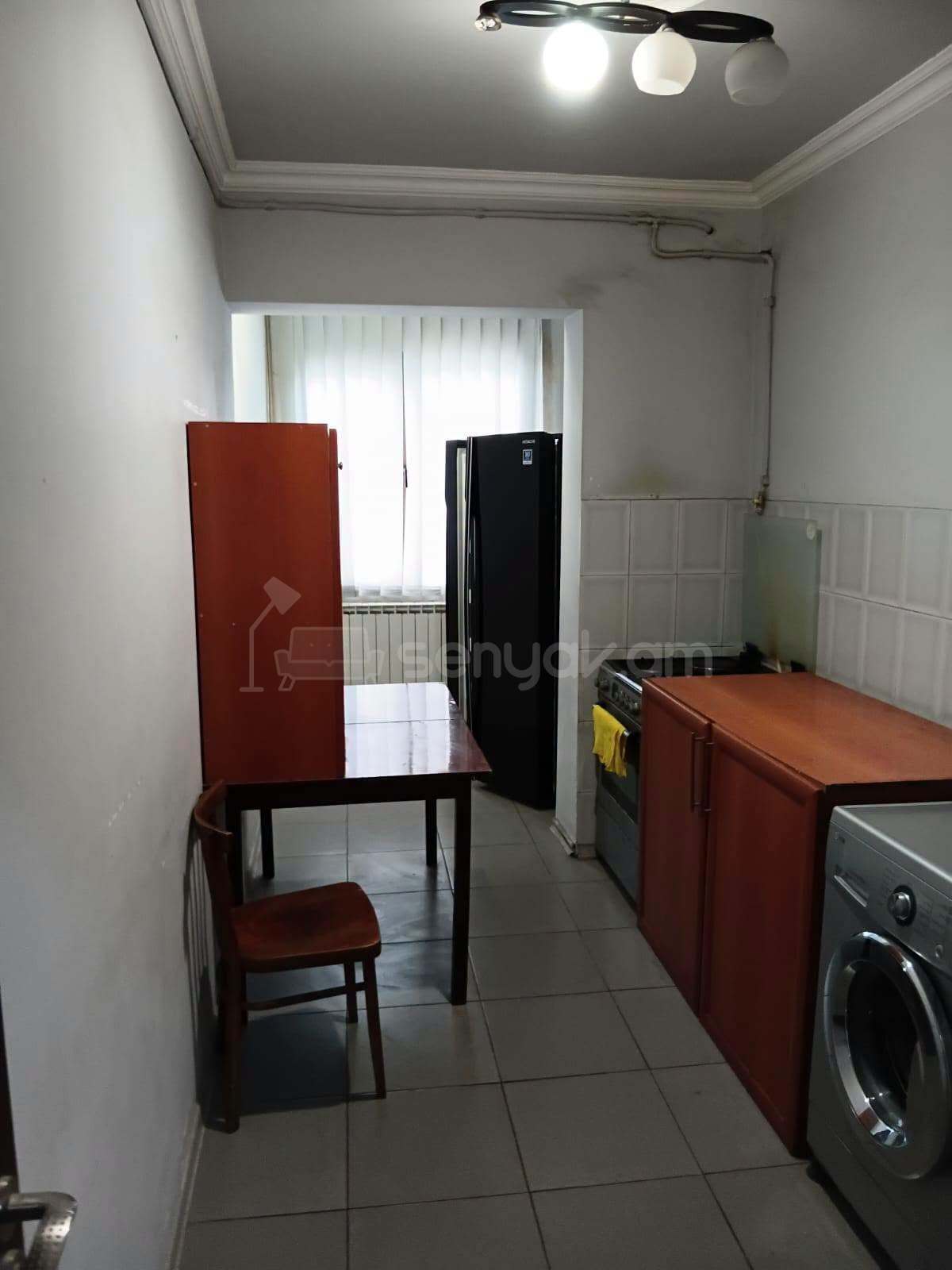 3 Սենյականոց Բնակարան, 70քմ, 8/9 հարկ, Նորմալ Վիճակում, Կահավորված