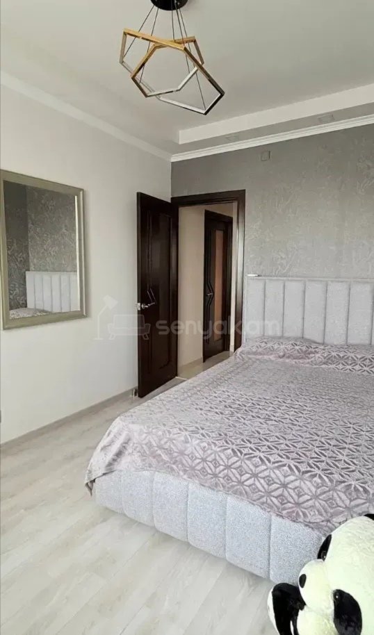 4 Սենյականոց Բնակարան, 85քմ, 7/9 հարկ, Նորմալ Վիճակում, Կահավորված, Արևկող