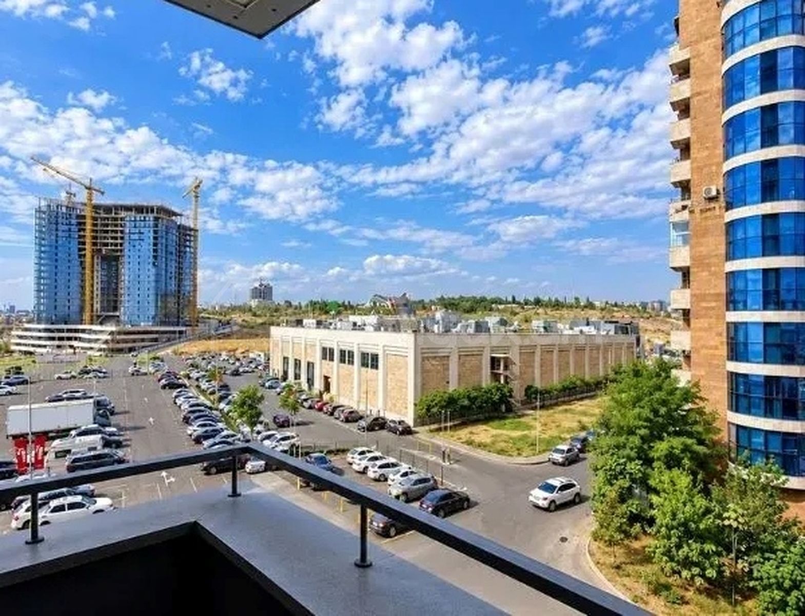 3 Սենյականոց Բնակարան Նորակառույցում, 80քմ, 4/18 հարկ, Զրոյական Վիճակում