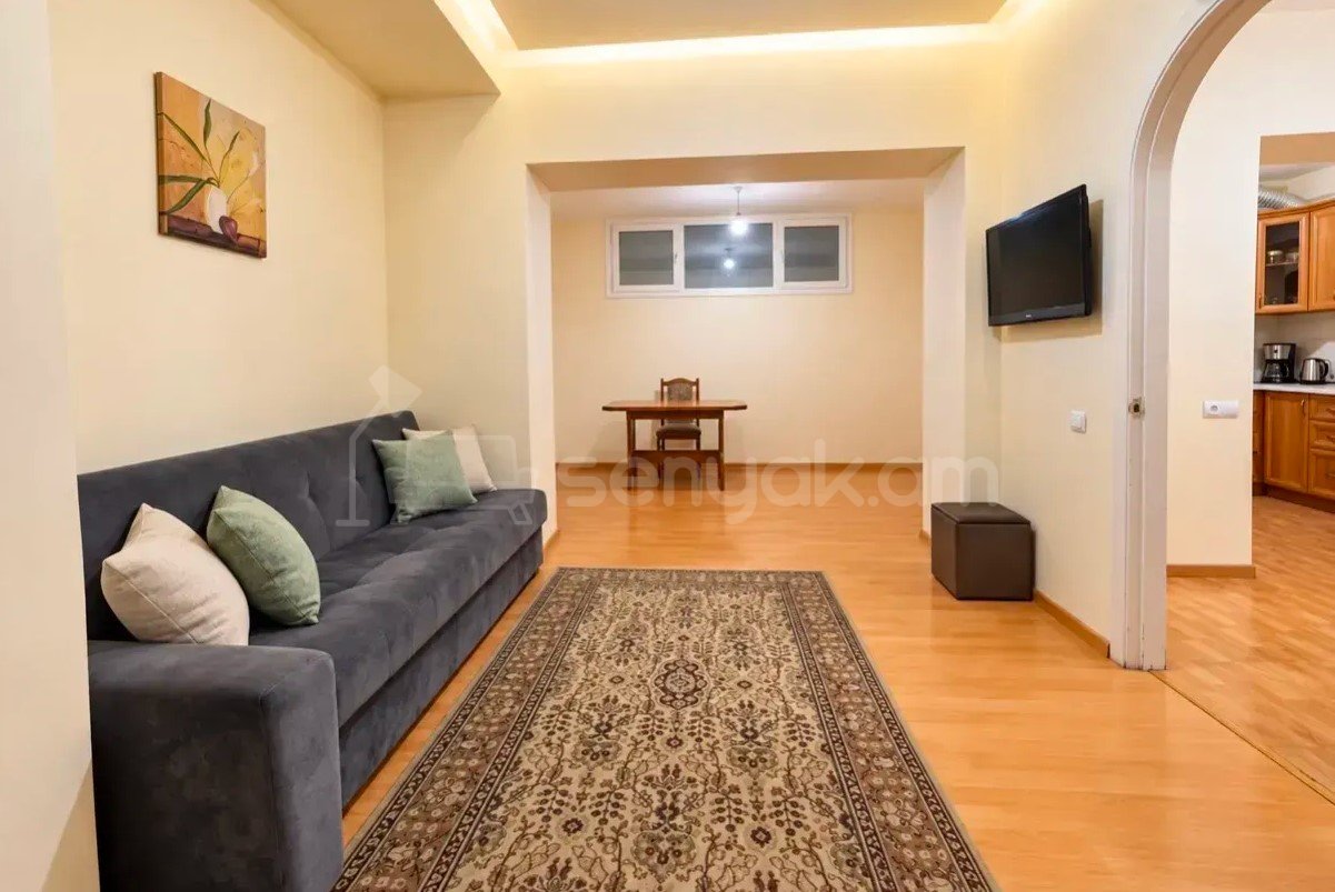 2 Սենյականոց Բնակարան Քարե Շենքում, 71քմ, 4/5 հարկ, Կոսմետիկ Վերանորոգված
