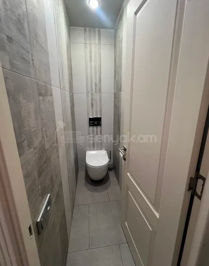2 Սենյականոց Բնակարան, 50քմ, 8/9 հարկ, Կապիտալ Վերանորոգված, Կահավորված, Արևկող