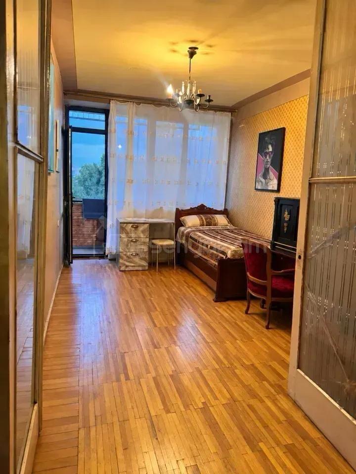 3 Սենյականոց Բնակարան, 89քմ, 8/11 հարկ, Նորմալ Վիճակում