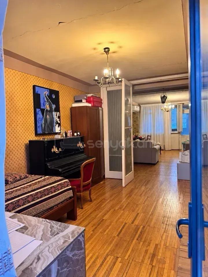 3 Սենյականոց Բնակարան, 89քմ, 8/11 հարկ, Նորմալ Վիճակում