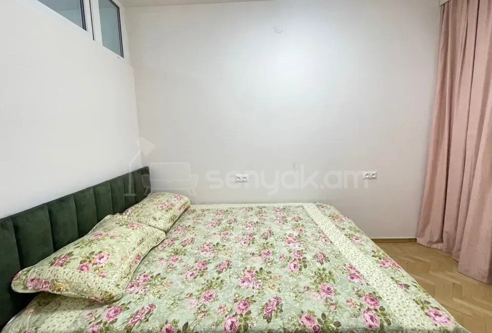 2 Սենյականոց Բնակարան Քարե Շենքում, 47քմ, 2/5 հարկ, Կապիտալ Վերանորոգված, Կահավորված, Արևկող