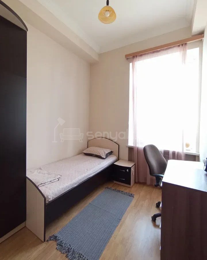 3 Սենյականոց Բնակարան Քարե Շենքում, 76քմ, 2/5 հարկ, Կապիտալ Վերանորոգված, Կահավորված, Արևկող