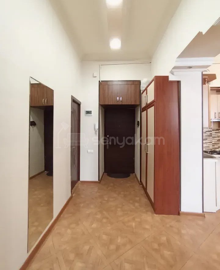 3 Սենյականոց Բնակարան Քարե Շենքում, 76քմ, 2/5 հարկ, Կապիտալ Վերանորոգված, Կահավորված, Արևկող