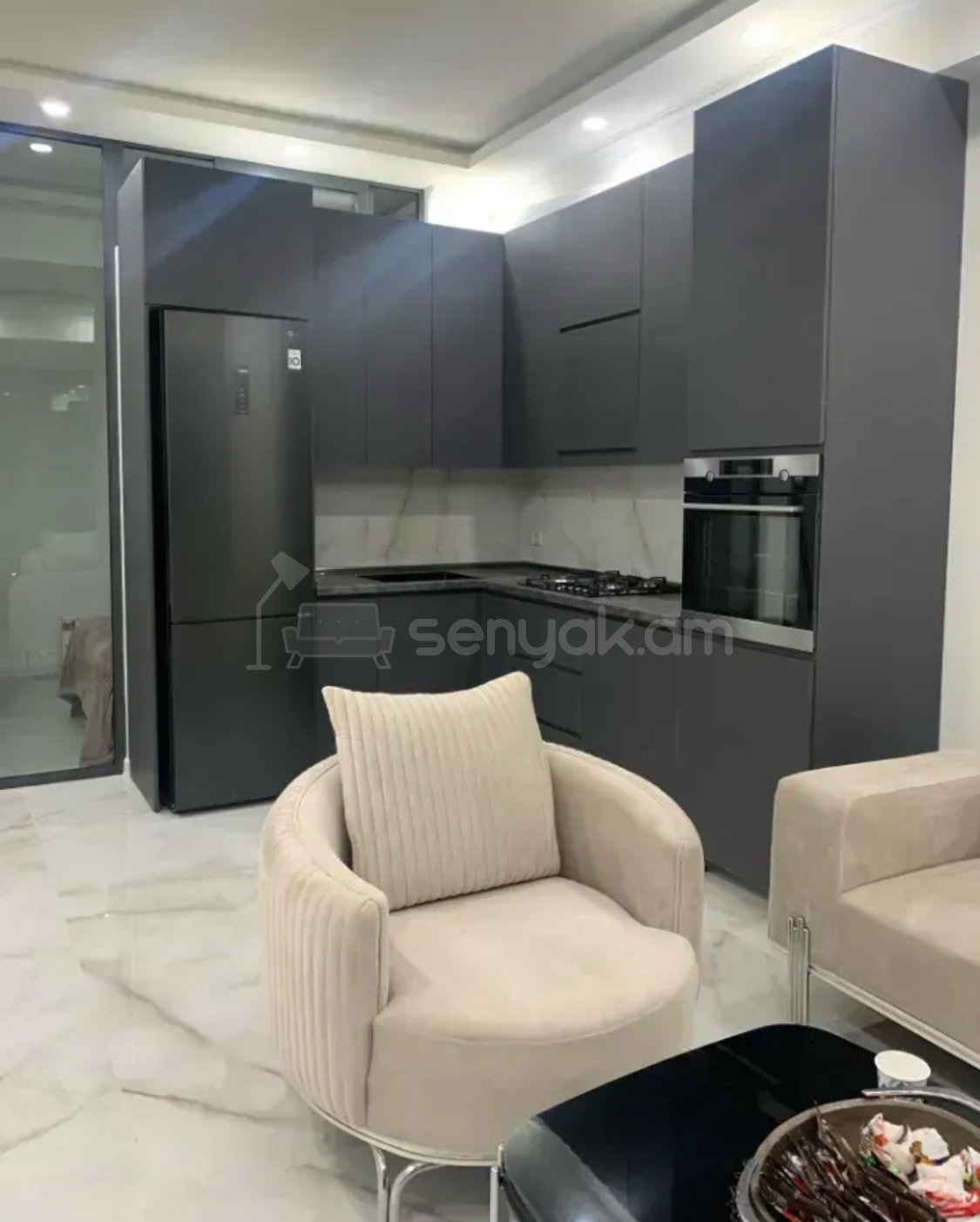 3 Սենյականոց Բնակարան Նորակառույցում, 45քմ, 8/14 հարկ, Կապիտալ Վերանորոգված, Կահավորված