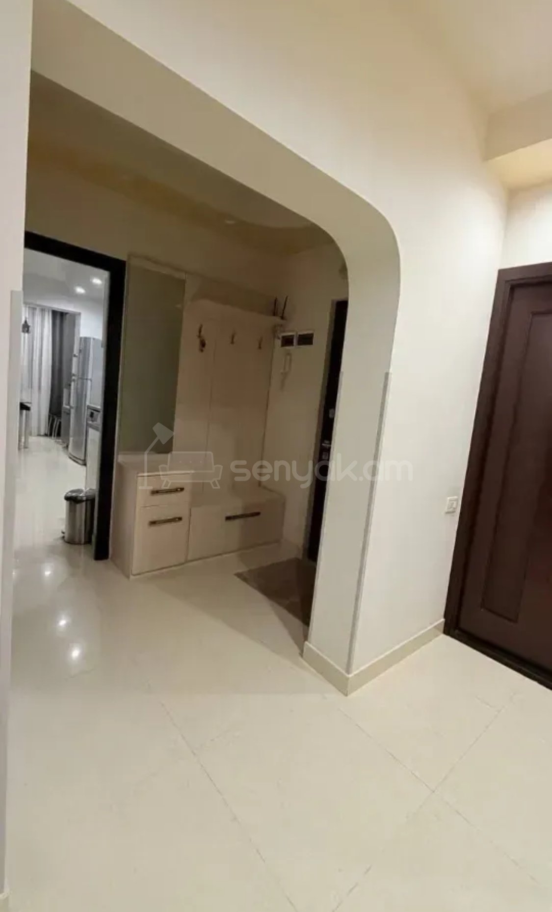 3 Սենյականոց Բնակարան, 82քմ, 7/9 հարկ, Կապիտալ Վերանորոգված, Կահավորված