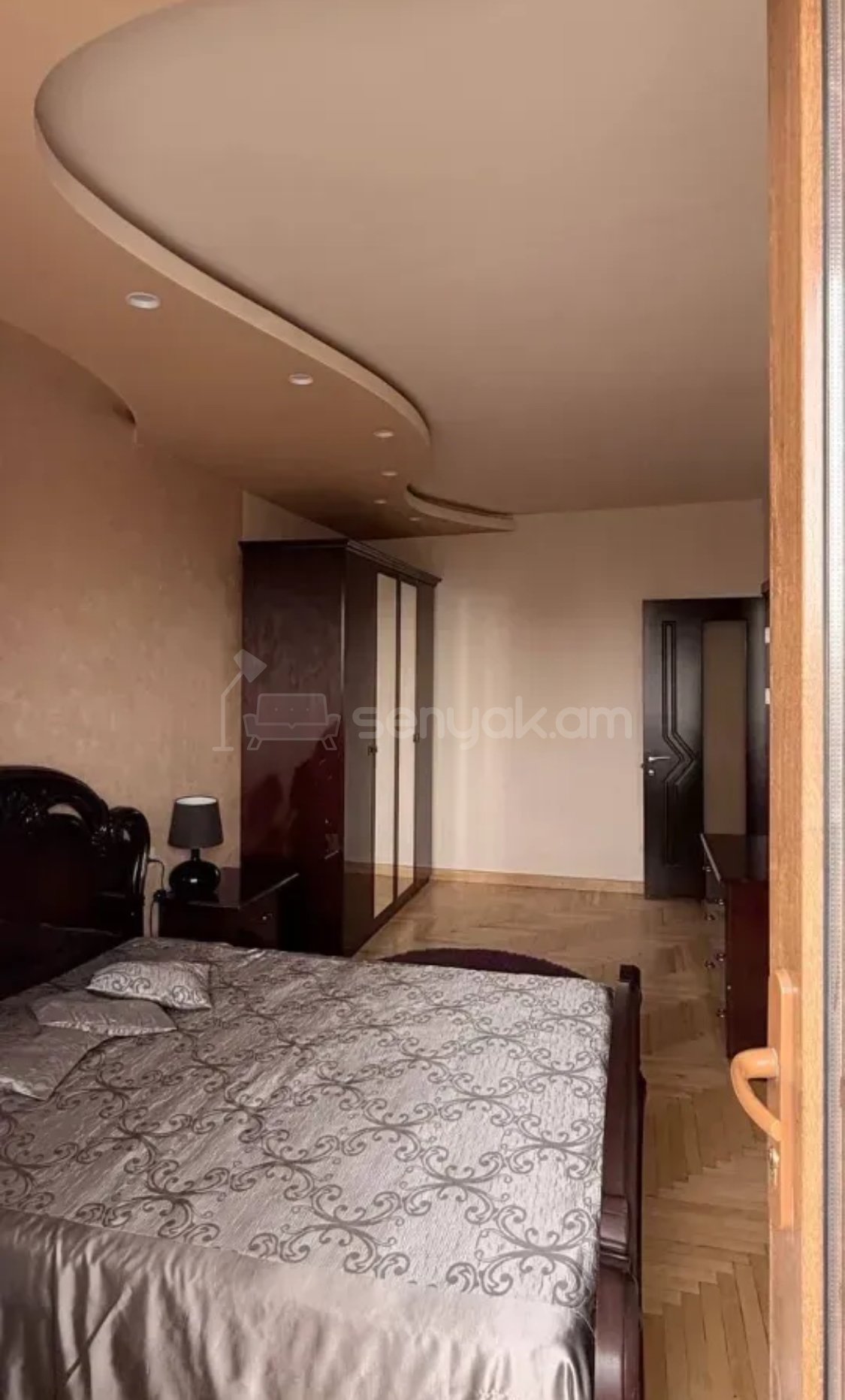3 Սենյականոց Բնակարան, 82քմ, 7/9 հարկ, Կապիտալ Վերանորոգված, Կահավորված