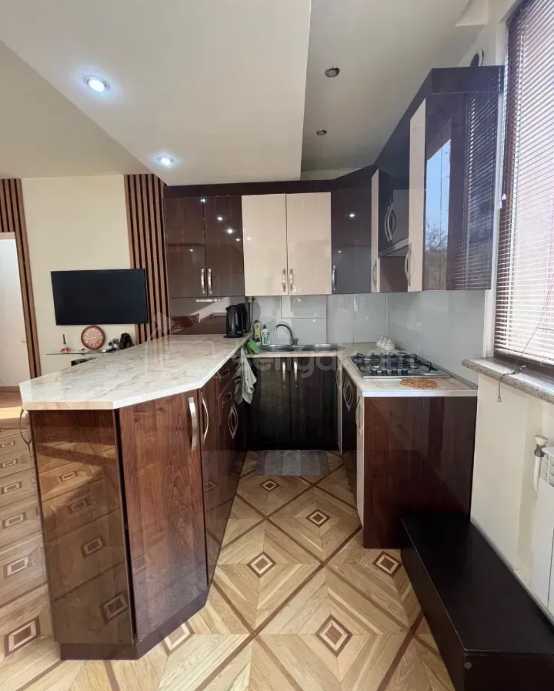 2 Սենյականոց Բնակարան, 50քմ, 3/12 հարկ, Կապիտալ Վերանորոգված, Կահավորված, Արևկող