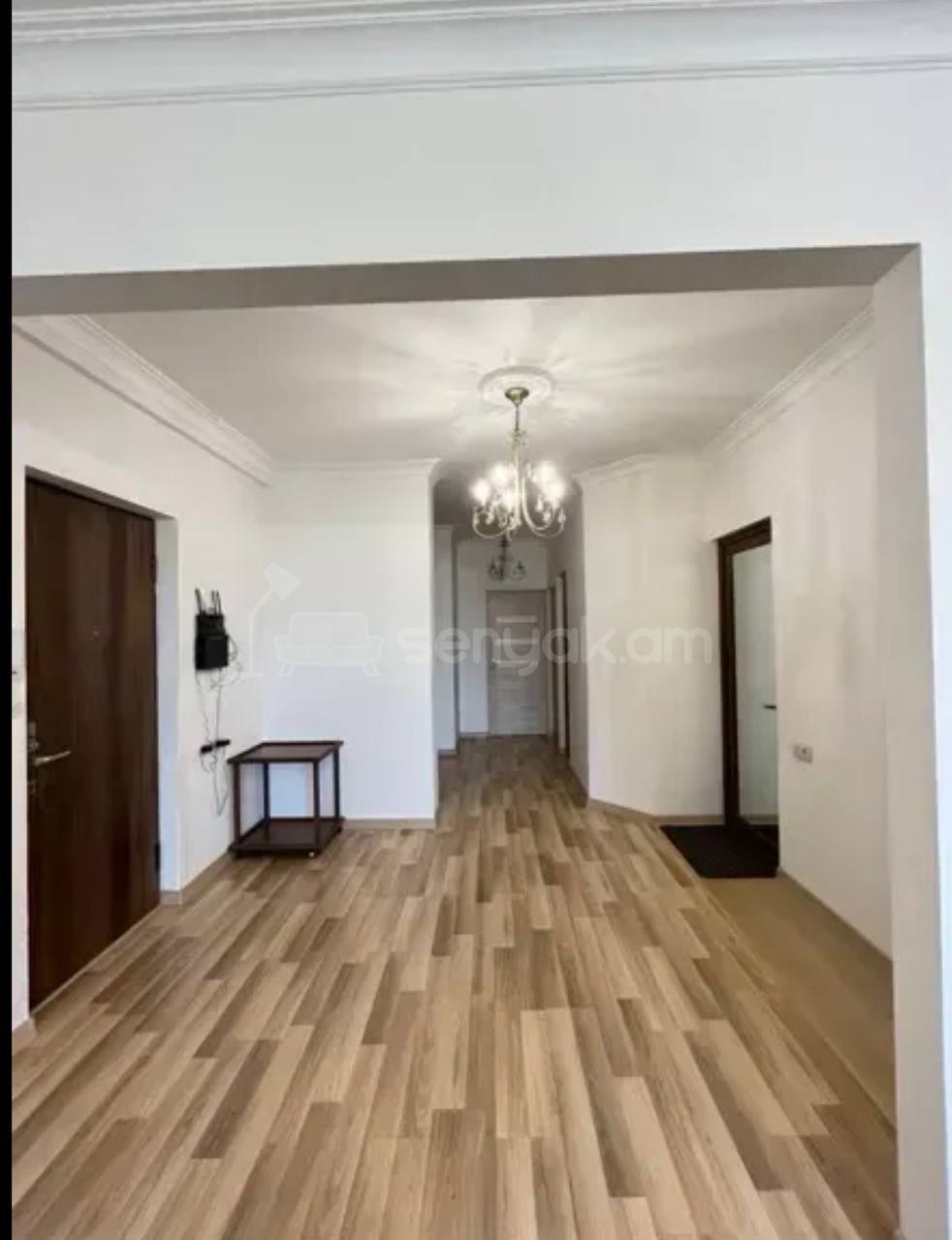 4 Սենյականոց Բնակարան, 105քմ, 2/7 հարկ, Կապիտալ Վերանորոգված, Կահավորված, Արևկող