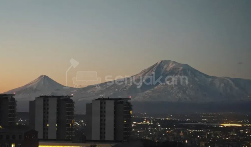 3 Սենյականոց Բնակարան, 95քմ, 10/13 հարկ, Կապիտալ Վերանորոգված, Կահավորված, Արևկող