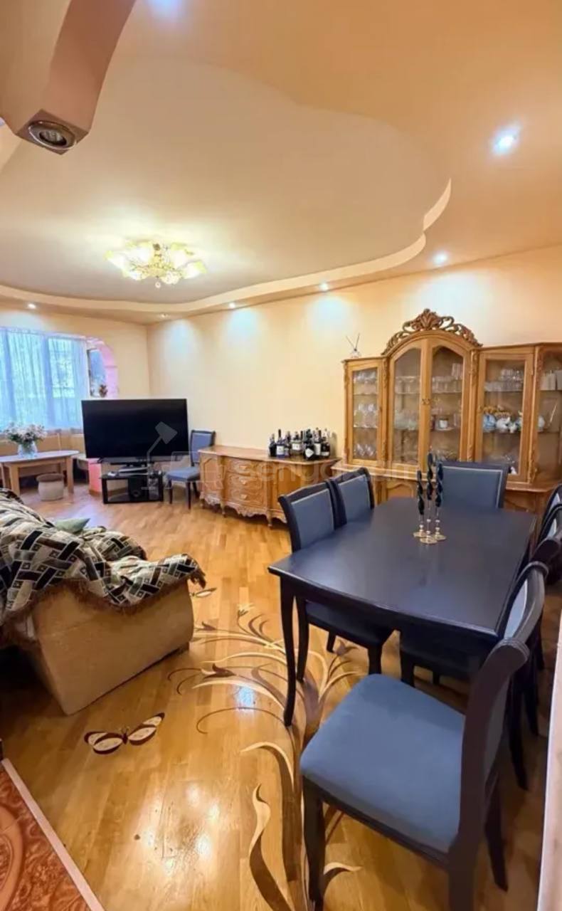 3 Սենյականոց Բնակարան, 76քմ, 4/9 հարկ, Կապիտալ Վերանորոգված