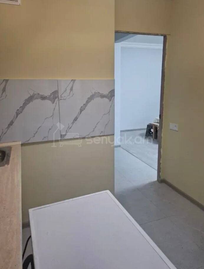 2 Սենյականոց Բնակարան Քարե Շենքում, 51քմ, 2/4 հարկ, Կոսմետիկ Վերանորոգված