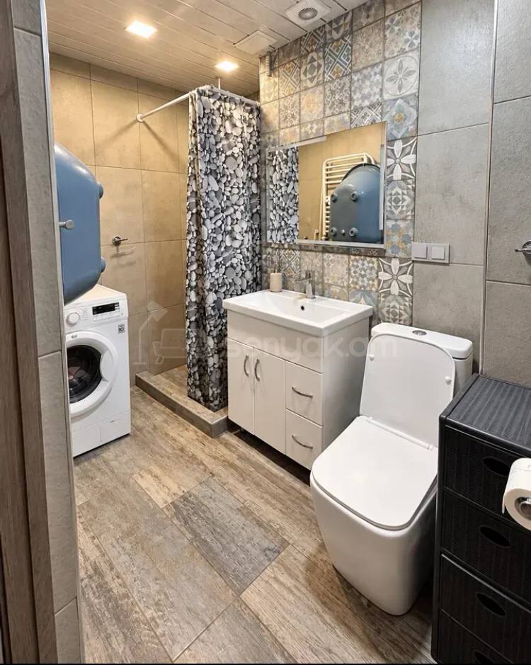 4 Սենյականոց Բնակարան Նորակառույցում, 74քմ, 10/16 հարկ, Կապիտալ Վերանորոգված
