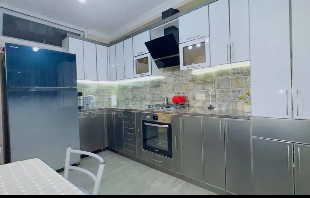 3 Սենյականոց Բնակարան Նորակառույցում, 73քմ, 12/15 հարկ, Կապիտալ Վերանորոգված