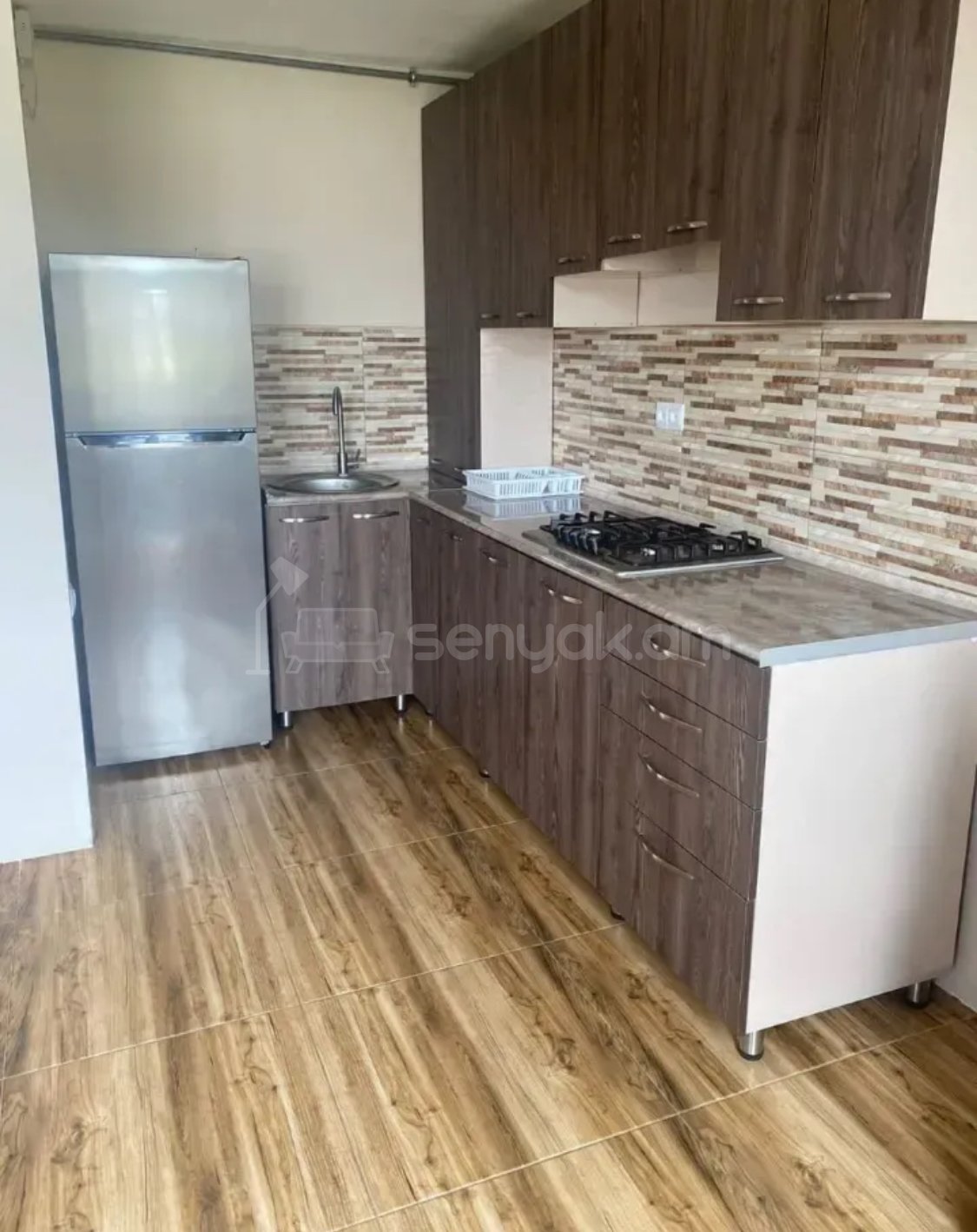3 Սենյականոց Բնակարան, 63քմ, 9/10 հարկ, Կապիտալ Վերանորոգված