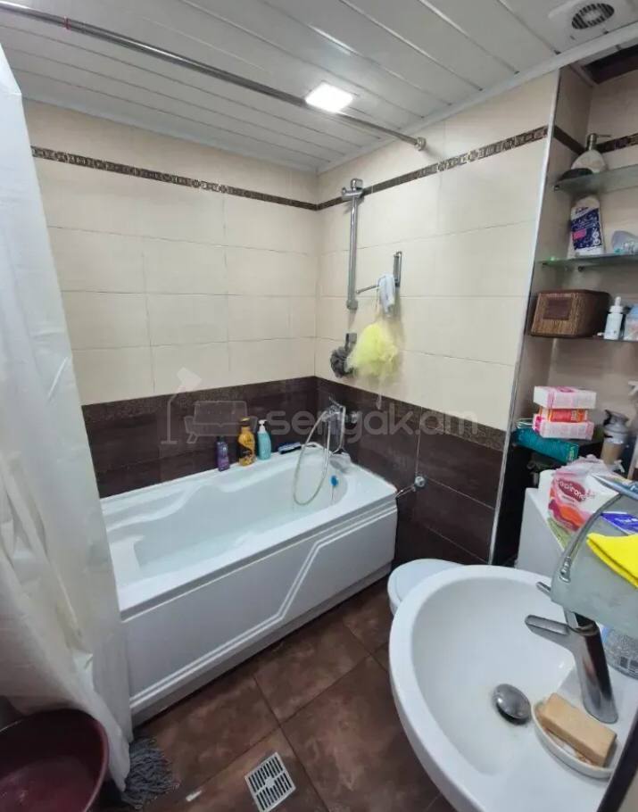 3 Սենյականոց Բնակարան, 72քմ, 5/9 հարկ, Կոսմետիկ Վերանորոգված