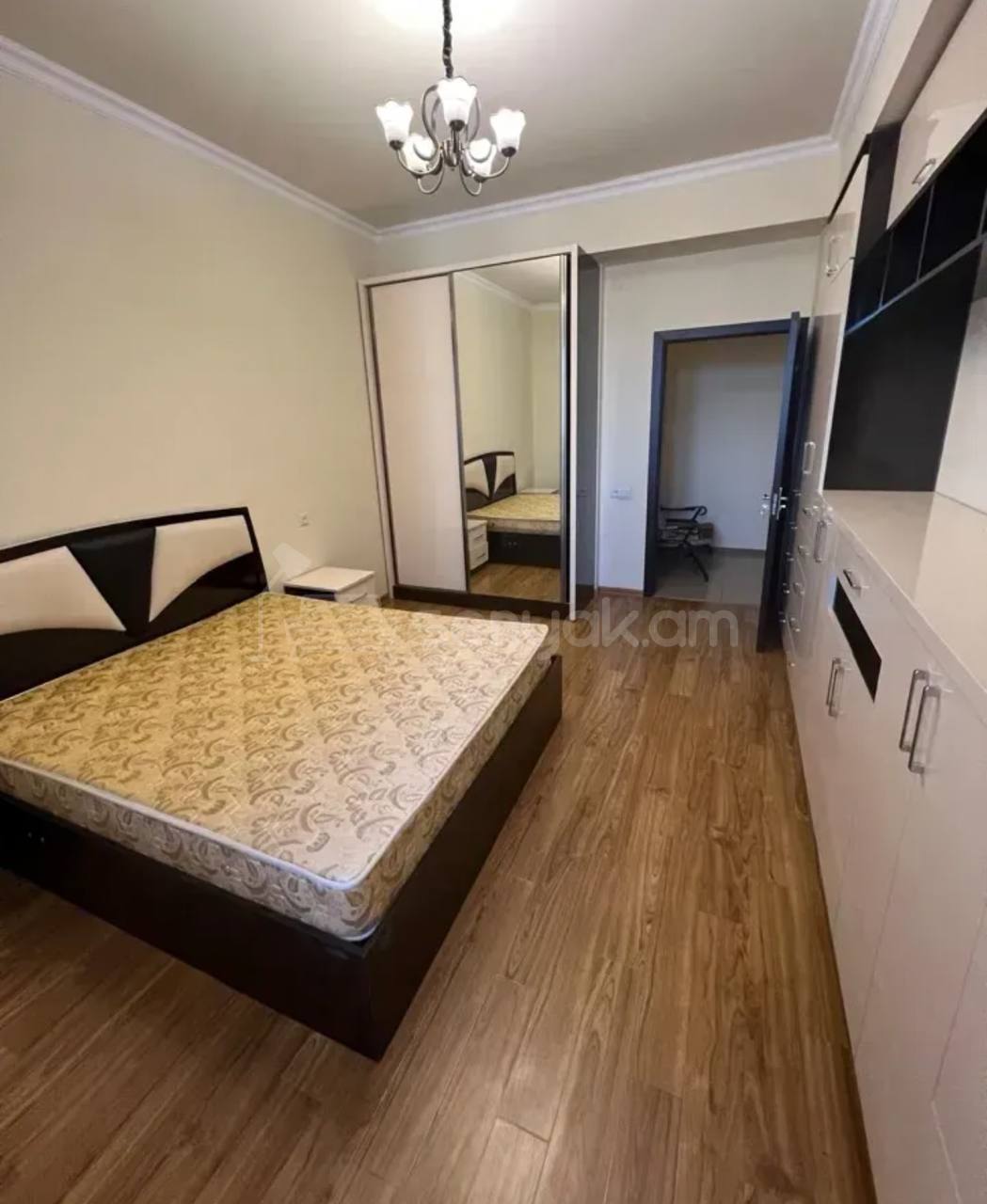3 Սենյականոց Բնակարան, 86քմ, 5/14 հարկ, Կապիտալ Վերանորոգված, Կահավորված