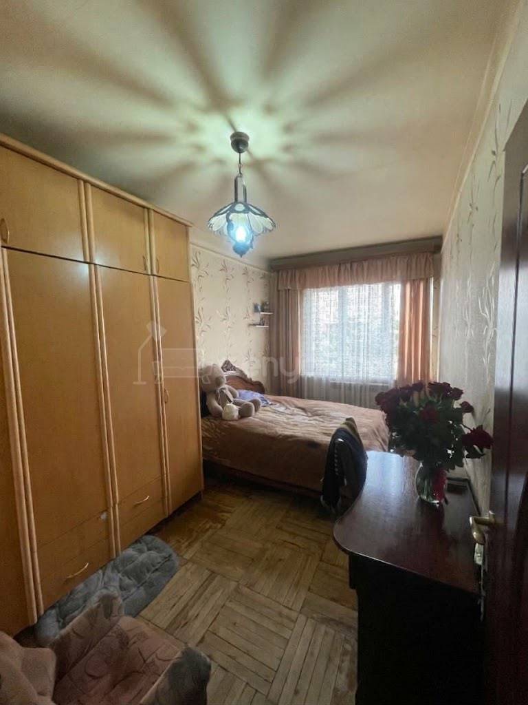 3 Սենյականոց Բնակարան, 73քմ, 5/9 հարկ, Նորմալ Վիճակում
