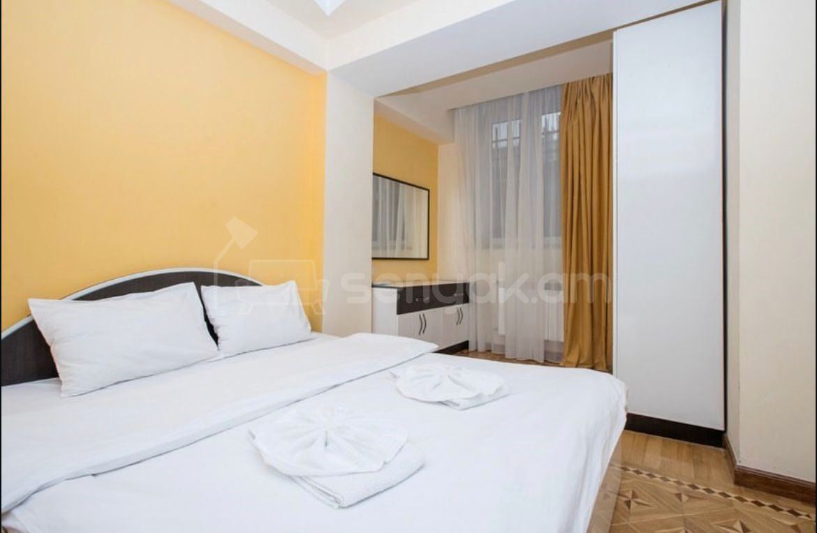 2 Սենյականոց Բնակարան, 45քմ, 2/9 հարկ, Կապիտալ Վերանորոգված, Կահավորված, Արևկող