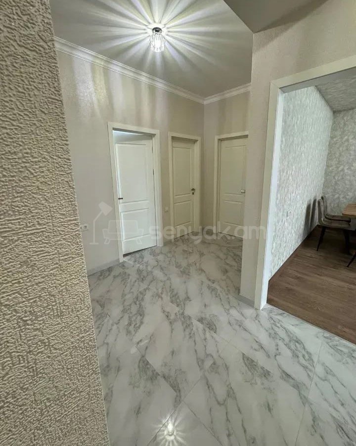 3 Սենյականոց Բնակարան Նորակառույցում, 90քմ, 5/18 հարկ, Կապիտալ Վերանորոգված, Կահավորված, Արևկող