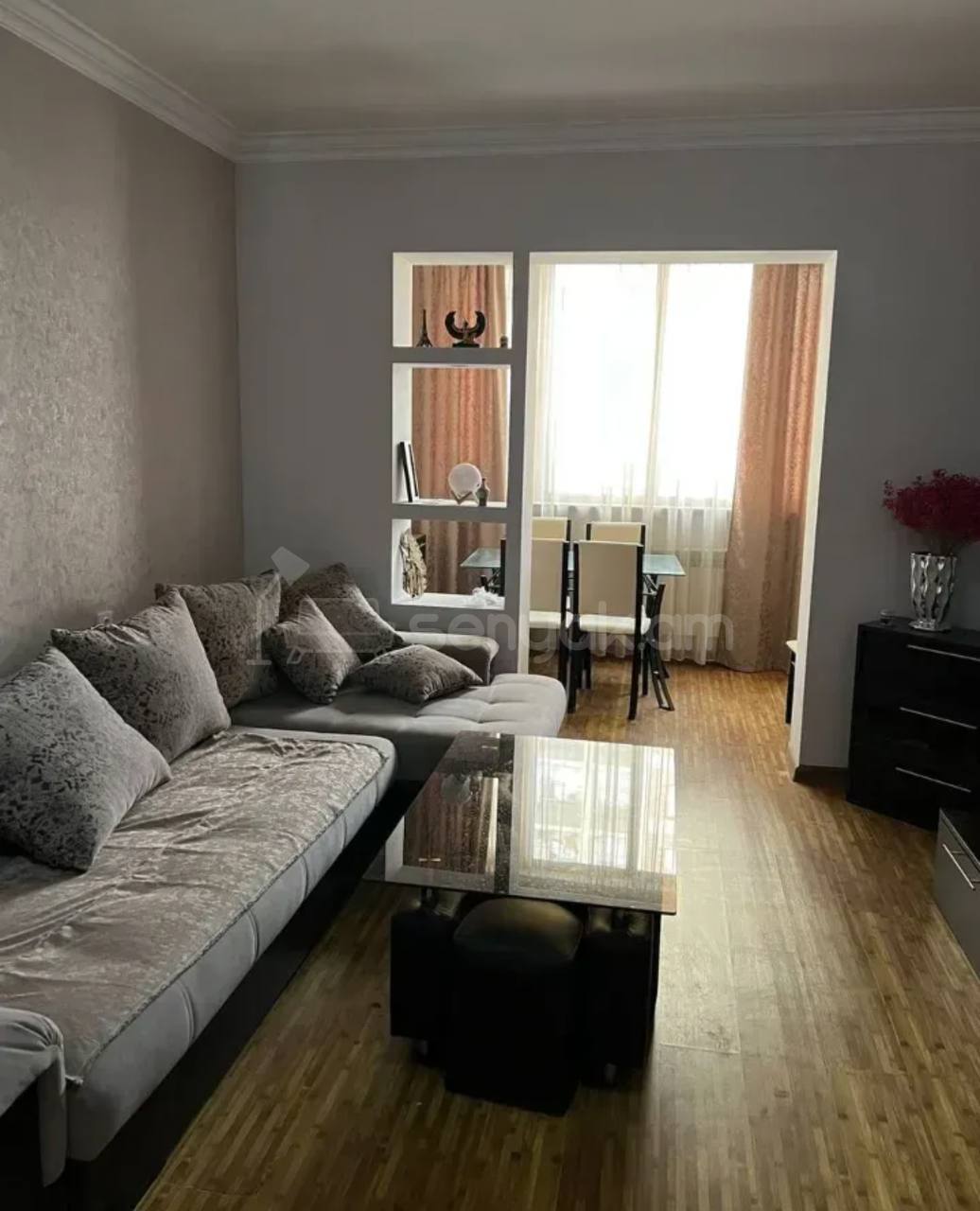 3 Սենյականոց Բնակարան, 80քմ, 4/11 հարկ, Կապիտալ Վերանորոգված, Կահավորված