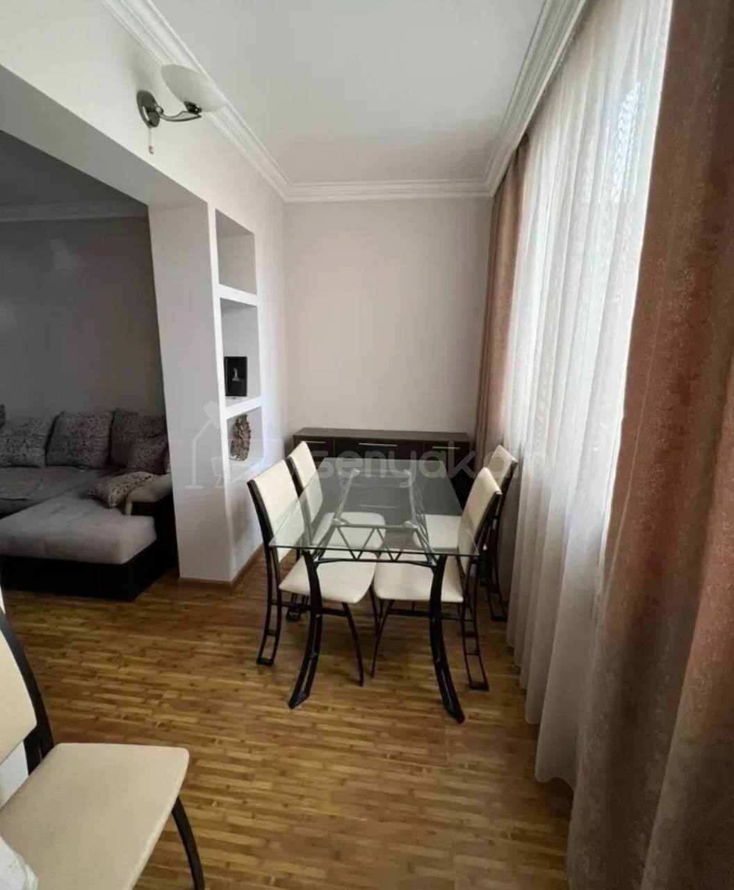 3 Սենյականոց Բնակարան, 80քմ, 4/11 հարկ, Կապիտալ Վերանորոգված, Կահավորված