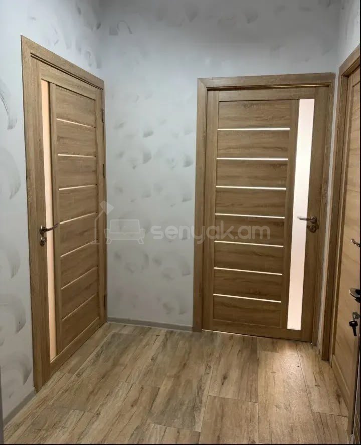 3 Սենյականոց Բնակարան, 50քմ, 3/17 հարկ, Կապիտալ Վերանորոգված, Կահավորված, Արևկող