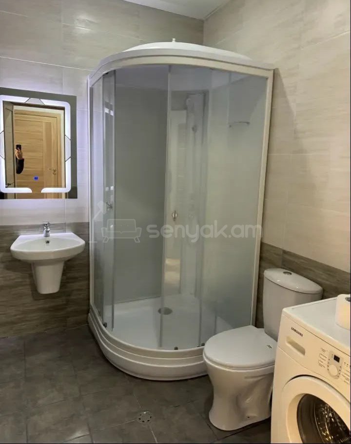 3 Սենյականոց Բնակարան, 50քմ, 3/17 հարկ, Կապիտալ Վերանորոգված, Կահավորված, Արևկող