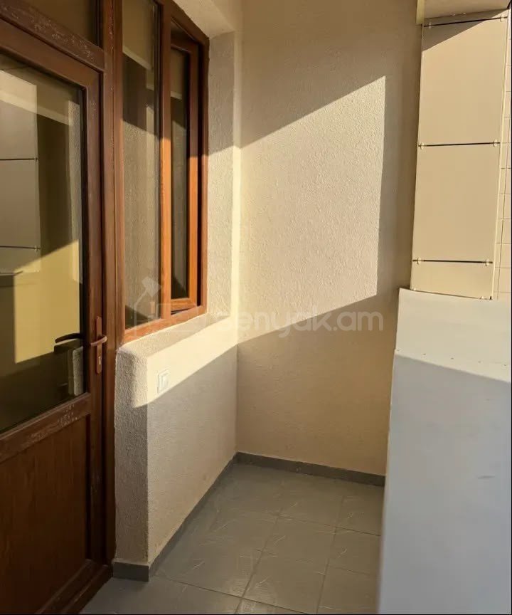 3 Սենյականոց Բնակարան, 50քմ, 3/17 հարկ, Կապիտալ Վերանորոգված, Կահավորված, Արևկող