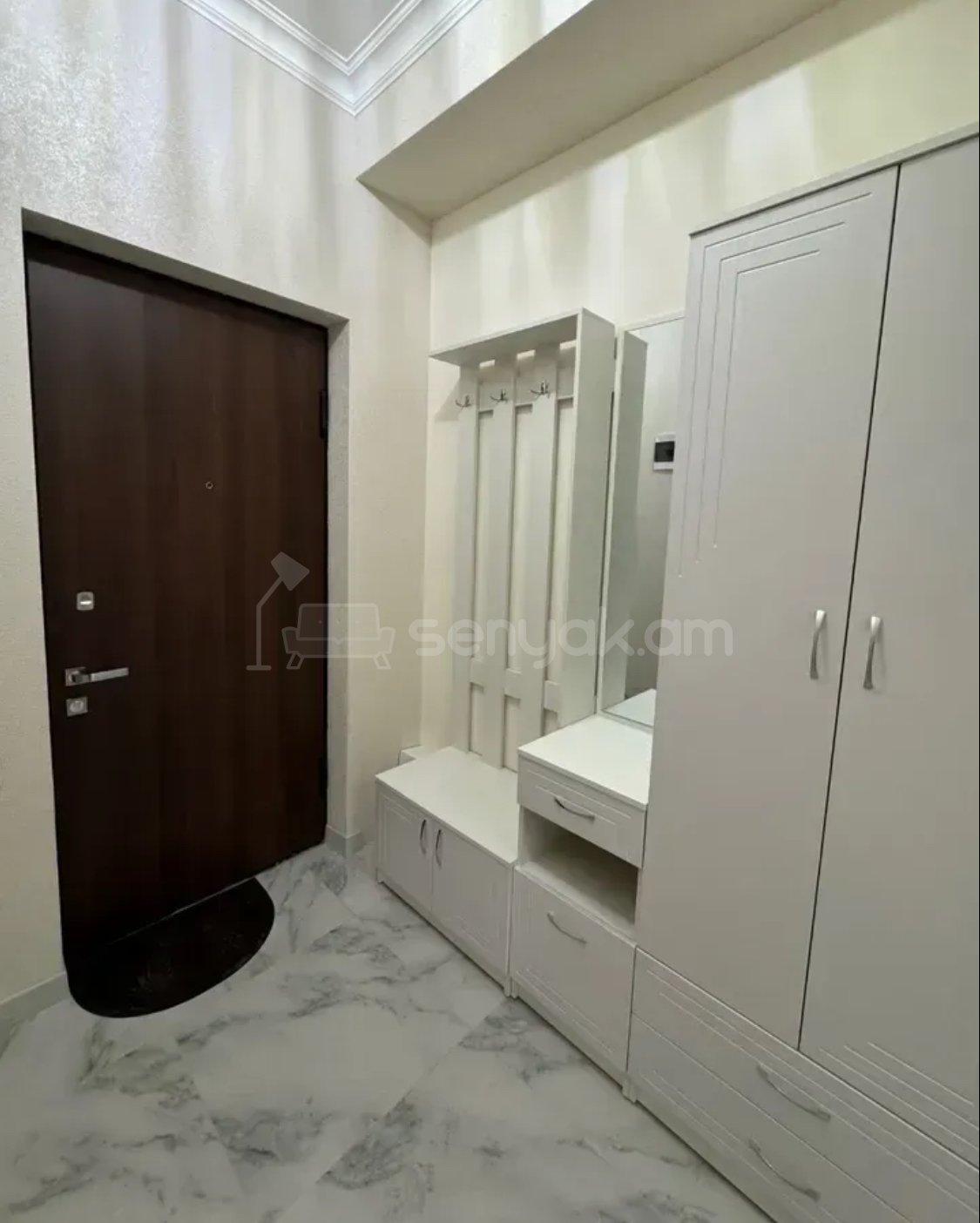 3 Սենյականոց Բնակարան Նորակառույցում, 90քմ, 5/18 հարկ, Կապիտալ Վերանորոգված, Կահավորված