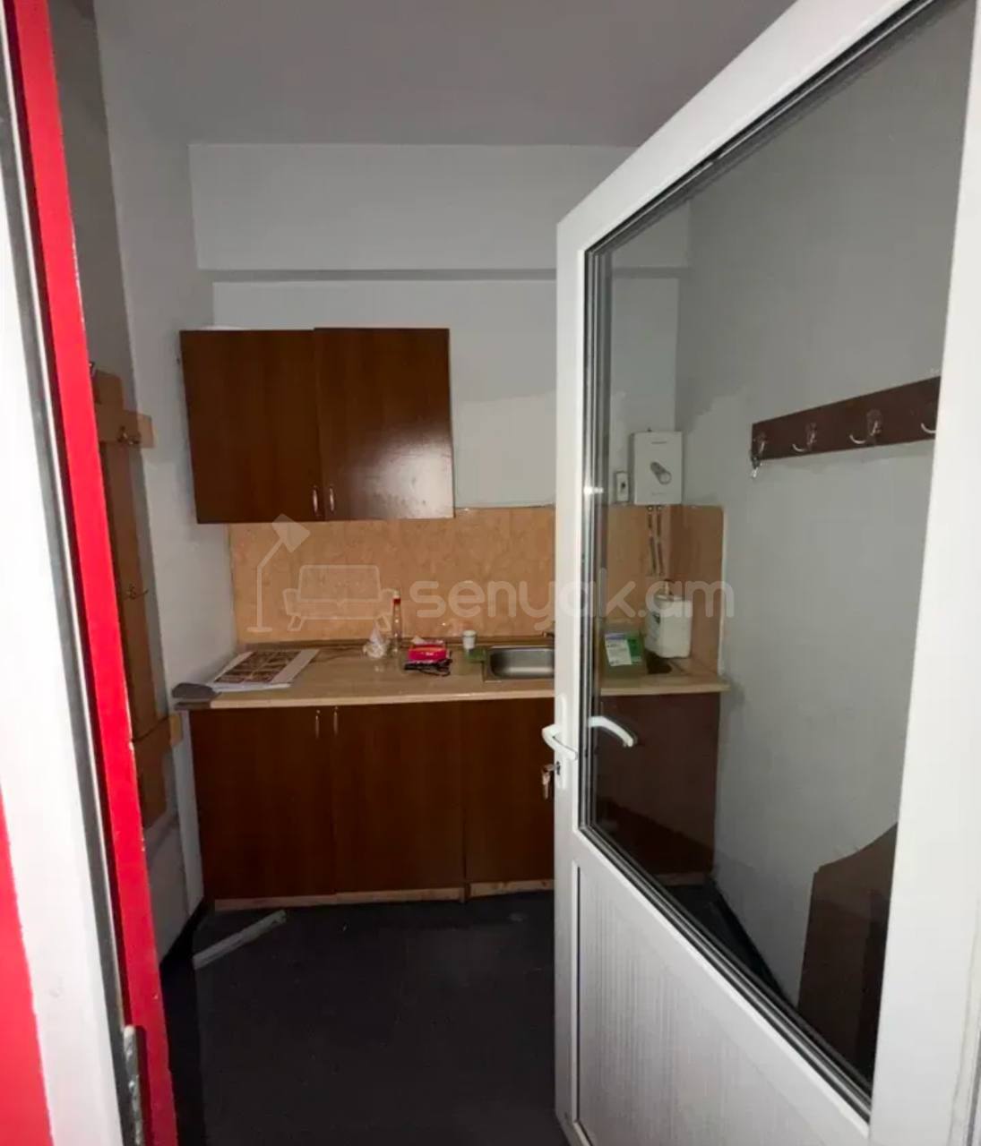 Օֆիսային Տարածք, 98քմ, Կապիտալ Վերանորոգված
